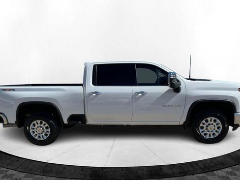 Used 2024 Chevrolet Silverado 2500 LTZ image 6