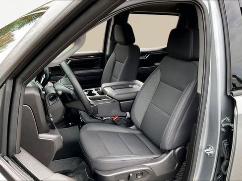 Used 2025 GMC Sierra 1500 Elevation image 14