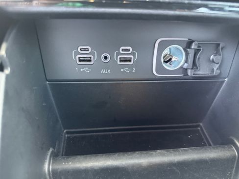 Used 2025 Jeep Grand Cherokee Limited w/ MOPAR Finishing Package AWD/4WD image 24