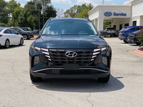 Used 2024 Hyundai Tucson SEL FWD image 2