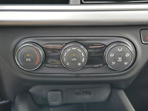 New 2026 Chevrolet Trax LS w/ Driver Confidence Package image 19