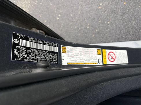 Used 2016 Toyota Prius Two FWD image 27