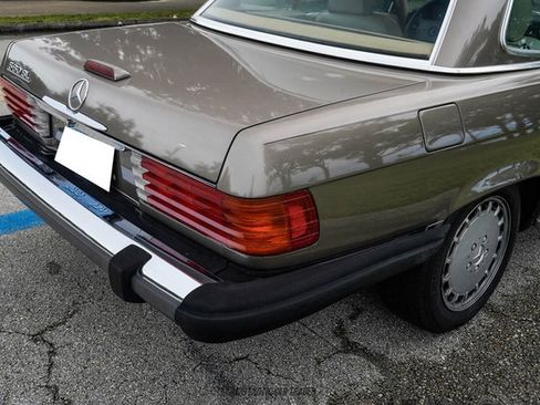 Used 1988 Mercedes-Benz 560 SL image 86