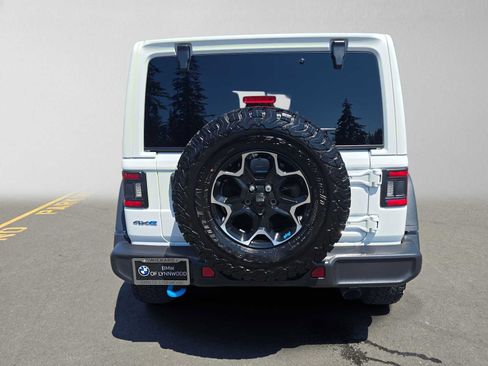 Used 2023 Jeep Wrangler Unlimited Rubicon 4xe w/ Cold Weather Group AWD/4WD image 4