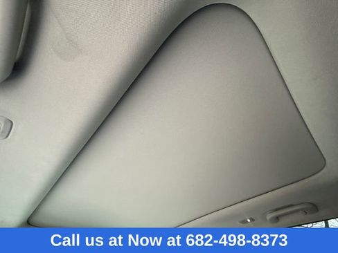 Used 2023 Jeep Grand Cherokee Limited w/ Luxury Tech Group II image 17