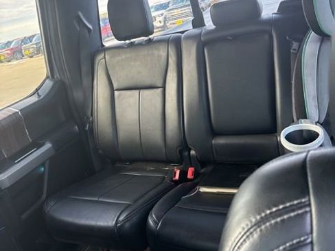 Used 2020 Ford F150 Lariat image 12