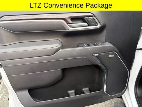 Used 2025 Chevrolet Silverado 1500 LTZ w/ LTZ Convenience Package II AWD/4WD image 11