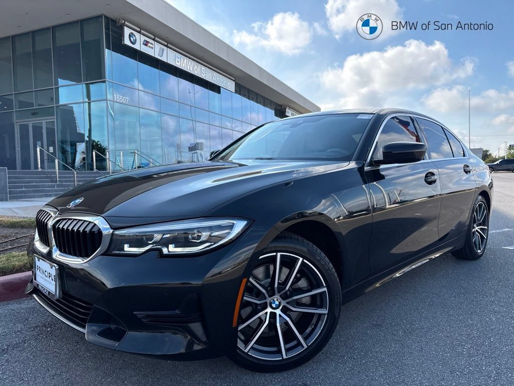 Used 2022 BMW 330i Sedan w/ Convenience Package RWD image 1