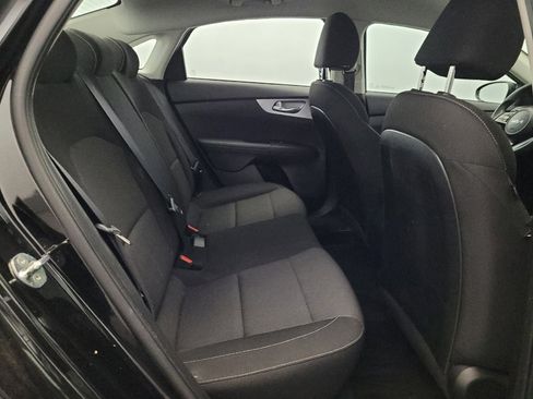 Used 2023 Kia Forte LXS w/ LXS Technology Package FWD image 19