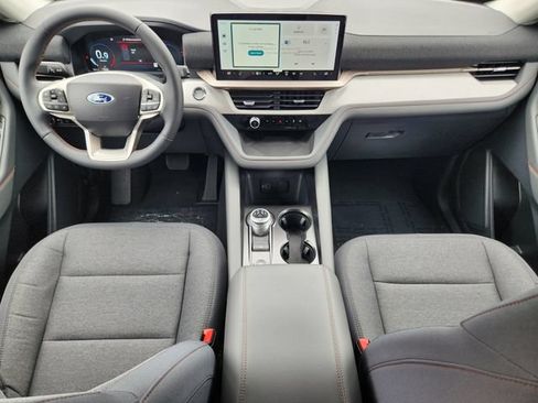 New 2026 Ford Explorer Active RWD image 25