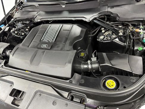 Used 2017 Land Rover Discovery HSE image 37