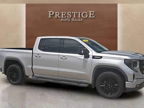 Used 2022 GMC Sierra 1500 Elevation w/ Elevation Premium Package AWD/4WD image 39