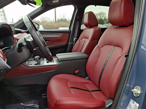 Used 2025 MAZDA CX-70 Plug-In Hybrid w/ Premium Plus image 13