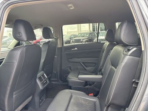 Used 2021 Volkswagen Atlas SE FWD image 13