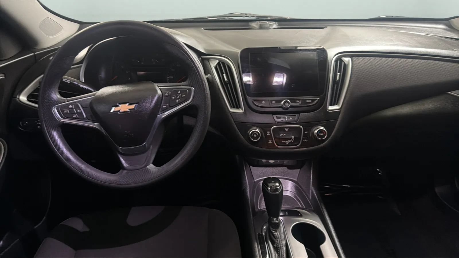 Used 2020 Chevrolet Malibu LS FWD image 10