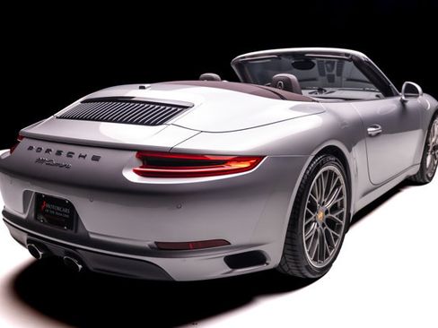 Used 2017 Porsche 911 Carrera RWD image 27