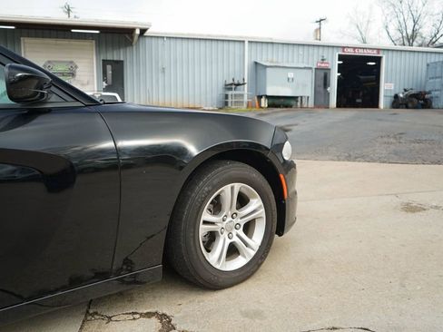 Used 2021 Dodge Charger SXT w/ Leather Interior Group image 12