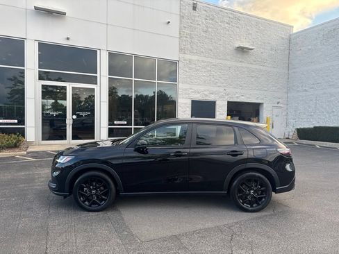 Certified 2024 Honda HR-V Sport image 8