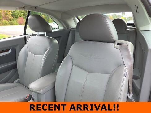 Used 2008 Chrysler Sebring Limited w/ Luxury Group image 21