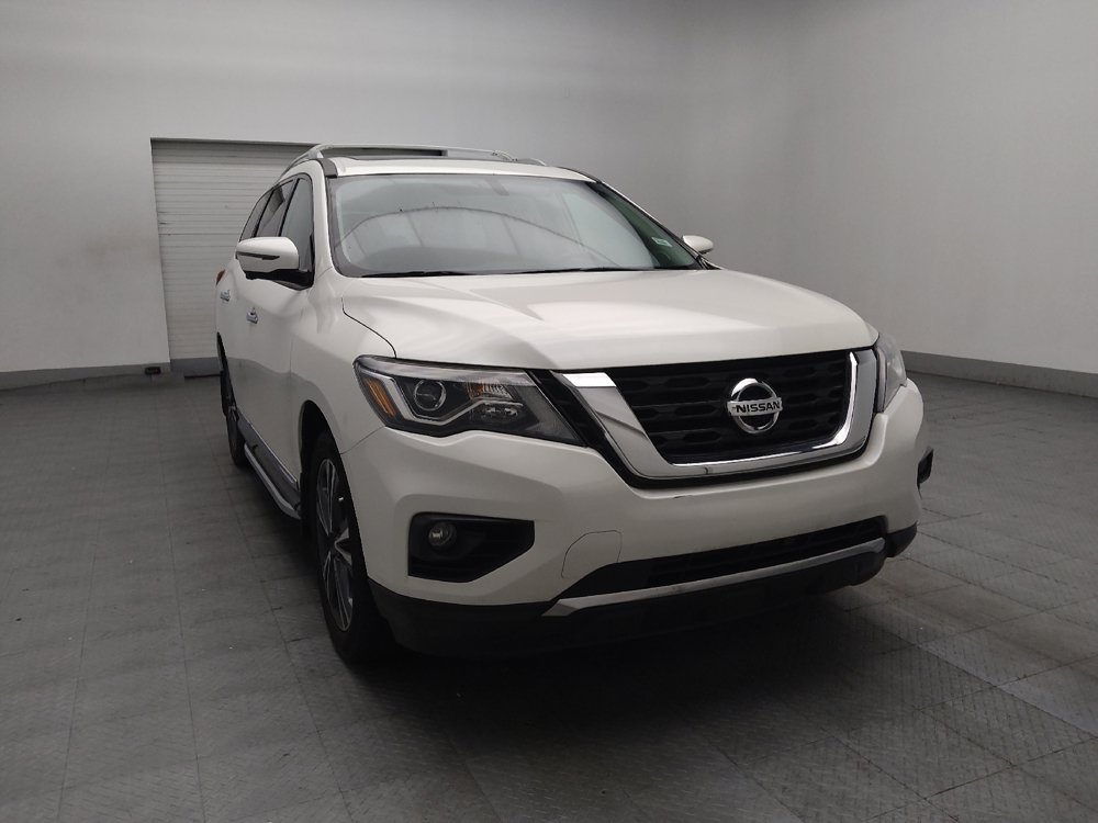 Used 2020 Nissan Pathfinder Platinum w/ Cargo Package FWD image 13
