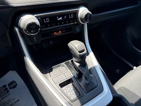 Used 2025 Toyota RAV4 XLE FWD image 19