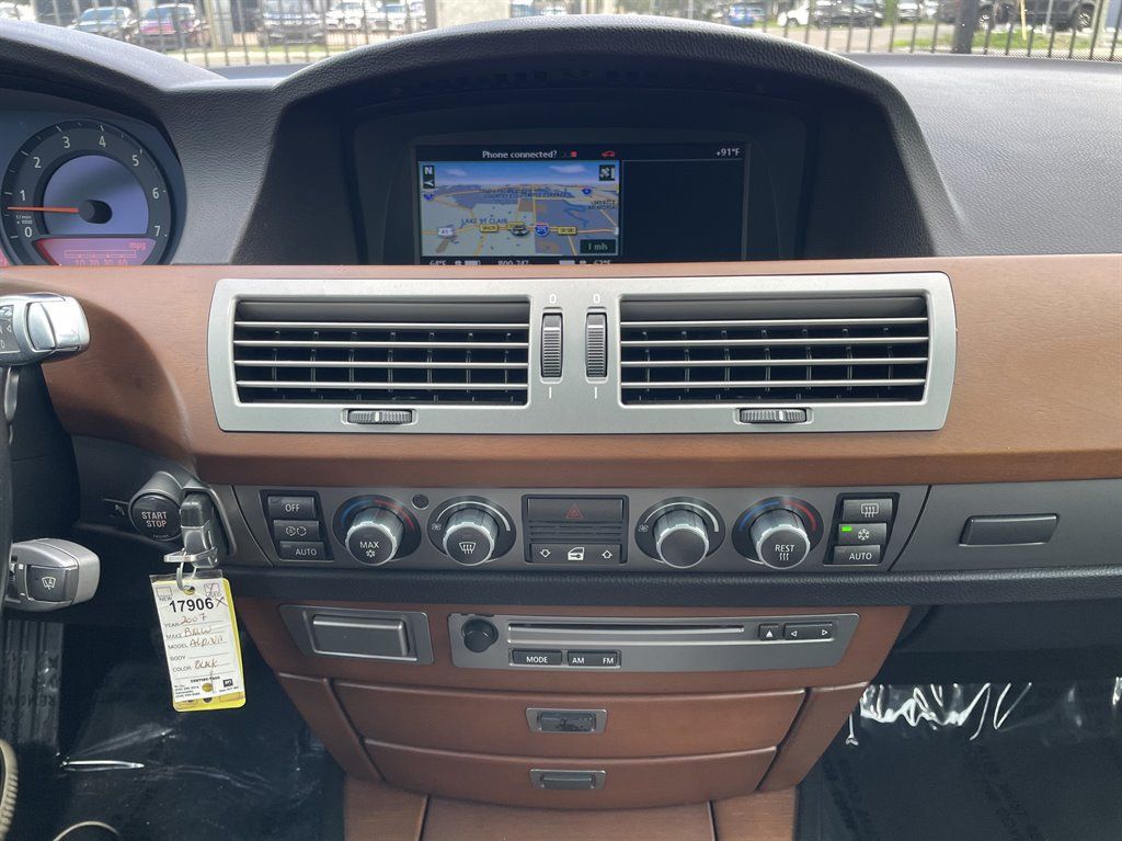 Used 2007 BMW 750i RWD image 33