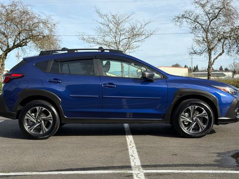 Used 2025 Subaru Crosstrek 2.0i Premium w/ Crosstrek Mirror Package image 3