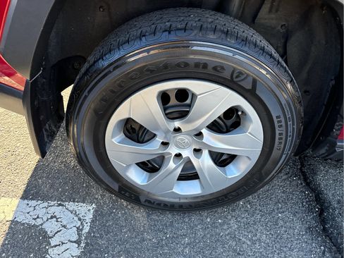 Used 2023 Toyota RAV4 LE image 26