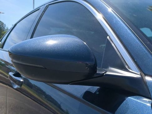 Used 2025 Honda Accord Touring image 12