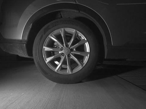 Used 2024 Honda CR-V EX-L image 8