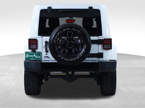 Used 2017 Jeep Wrangler Unlimited Sahara image 10