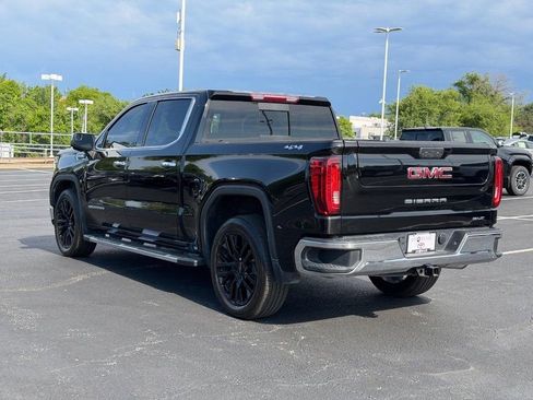 Used 2022 GMC Sierra 1500 SLT w/ SLT Convenience Package AWD/4WD image 4
