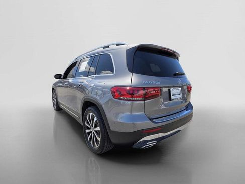 Certified 2023 Mercedes-Benz GLB 250 4MATIC image 3
