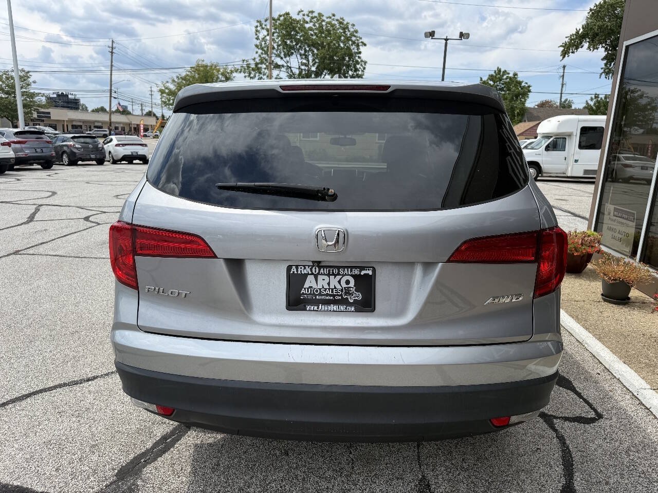 Used 2017 Honda Pilot EX-L image 8