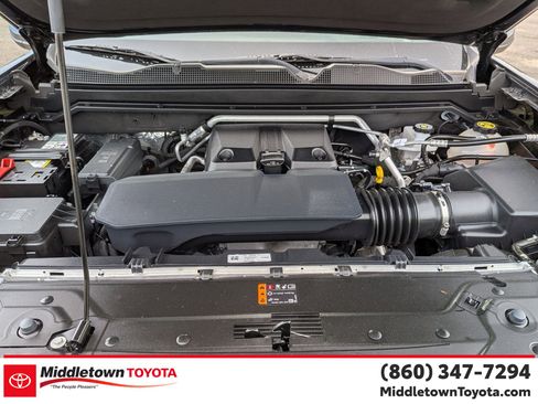 Used 2023 Chevrolet Colorado LT w/ Advanced Trailering Package AWD/4WD image 37