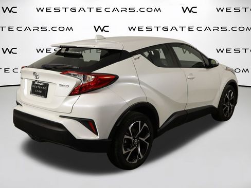 Used 2020 Toyota C-HR XLE image 46