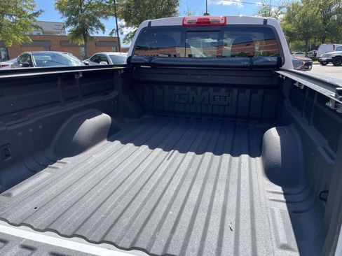 Used 2022 GMC Canyon Elevation w/ Elevation Premium Package AWD/4WD image 29