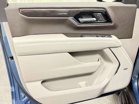 New 2026 GMC Yukon XL Elevation w/ LPO, Floor Liner Package image 27