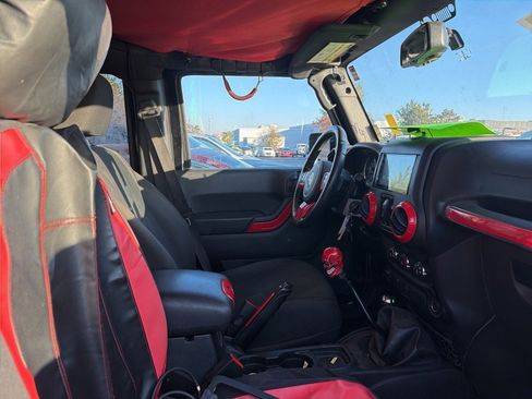 Used 2017 Jeep Wrangler Unlimited Sport w/ Quick Order Package 23S image 4