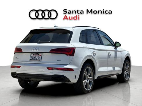 Used 2025 Audi Q5 2.0T Premium w/ Convenience Plus Package AWD/4WD image 2