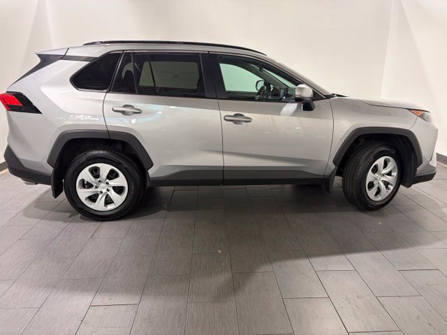 Used 2019 Toyota RAV4 LE w/ Carpet Mat Package FWD image 6