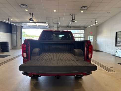 Used 2023 GMC Sierra 1500 Elevation w/ Preferred Package AWD/4WD image 17