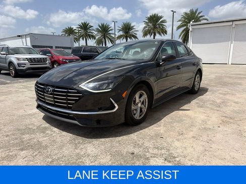 Used 2020 Hyundai Sonata SE w/ Cargo Package FWD image 3