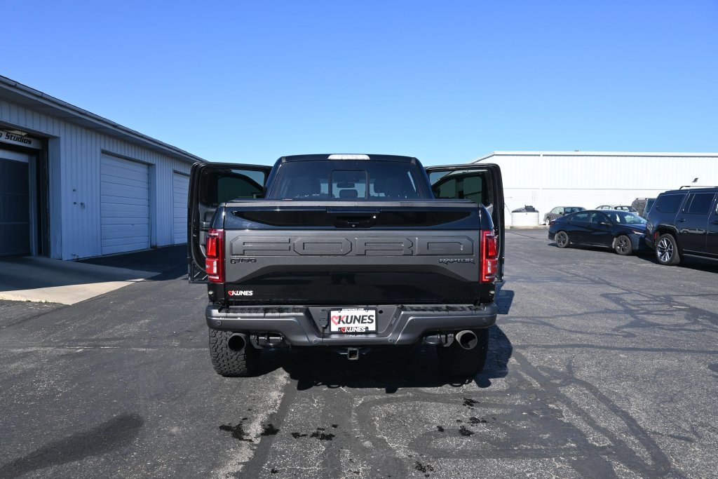 Used 2018 Ford F150 Raptor w/ Equipment Group 802A Luxury AWD/4WD image 54