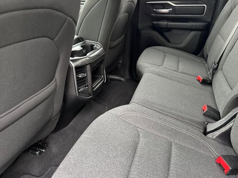 Used 2019 RAM 1500 Big Horn image 12