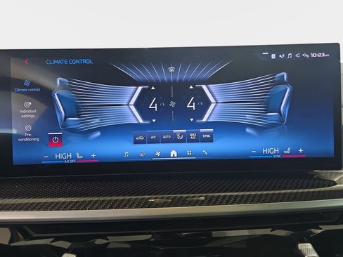 Used 2025 BMW X5 M60i w/ Executive Package image 25