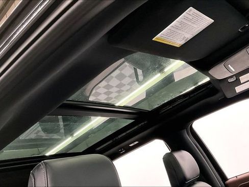 Used 2022 Ford F150 Lariat w/ Equipment Group 502A High image 17