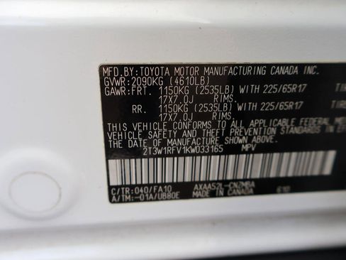 Used 2019 Toyota RAV4 XLE FWD image 18