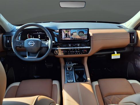 New 2026 Nissan Pathfinder Platinum image 41