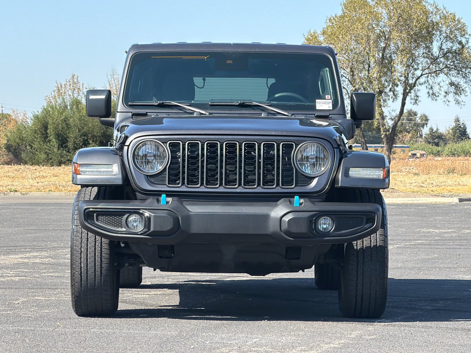 Used 2024 Jeep Wrangler Unlimited AWD/4WD image 9